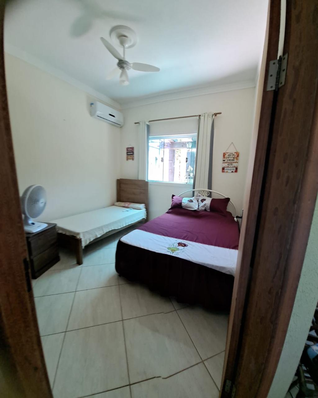 c04961b5-0abd-418a-bcd5-910ccc8a522b