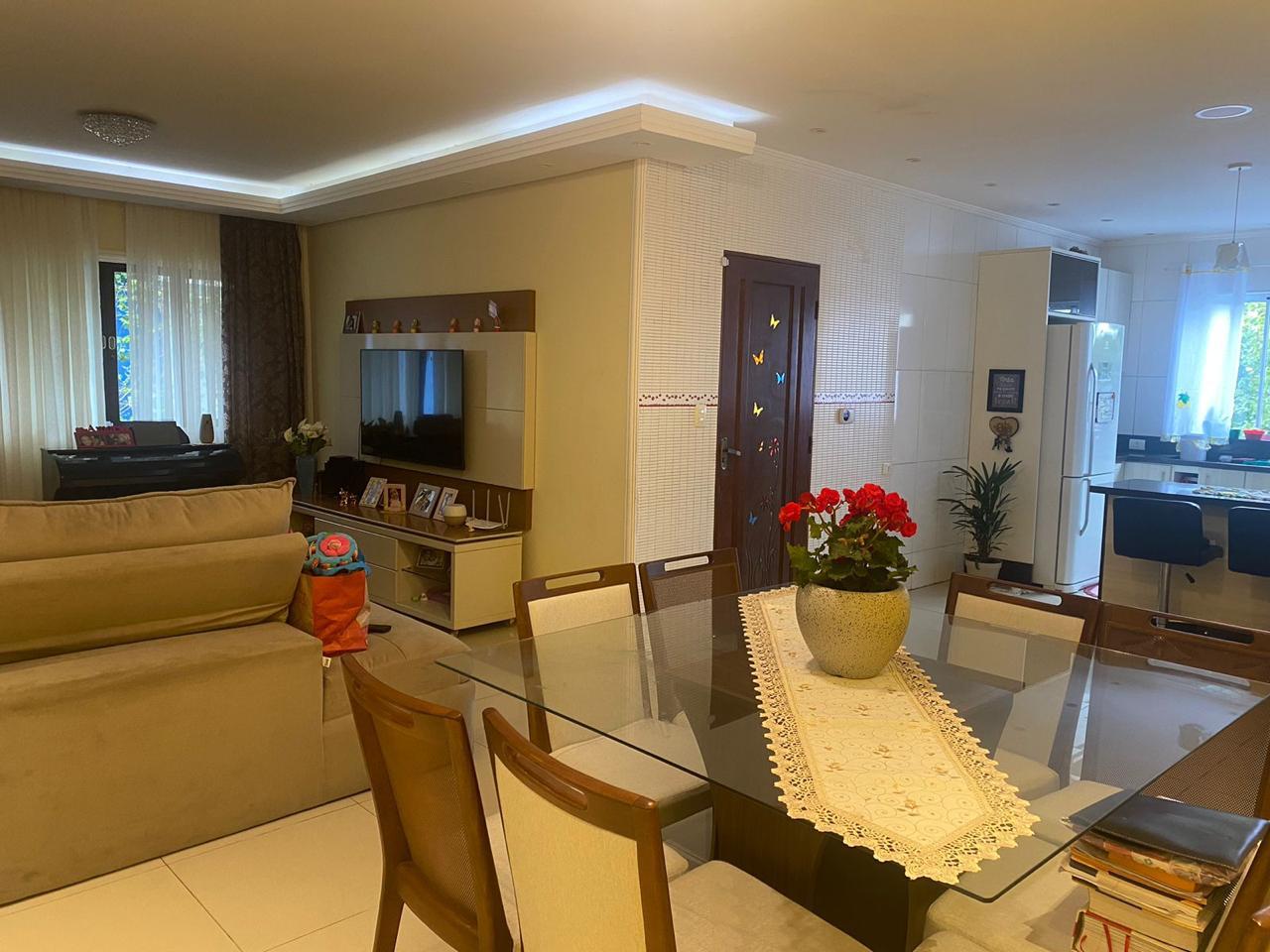 c1060fdd-17e0-4615-b881-764ce9aa217f