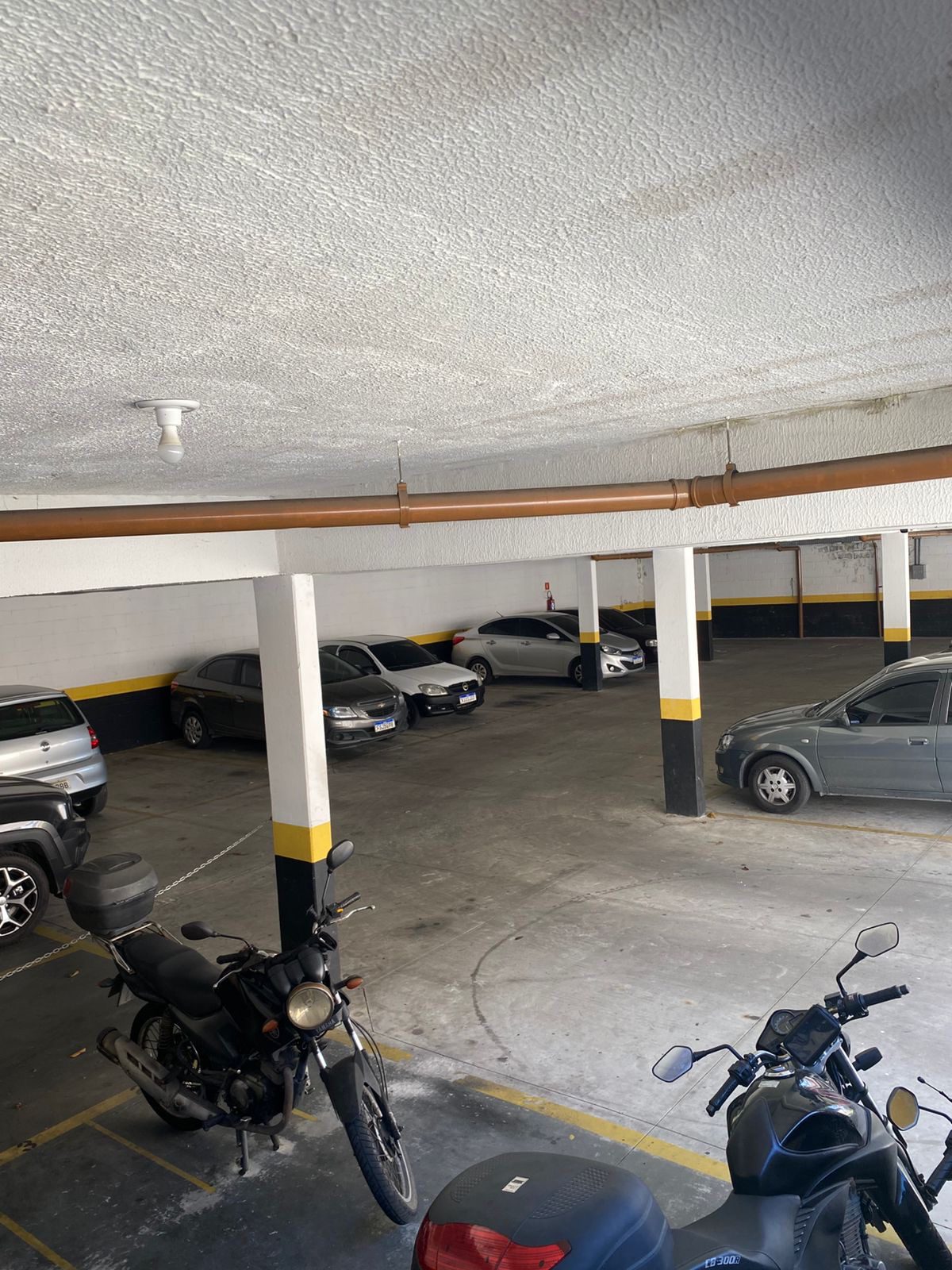 09c8ee9f-e5c1-4d7e-a214-594a2e94bb43