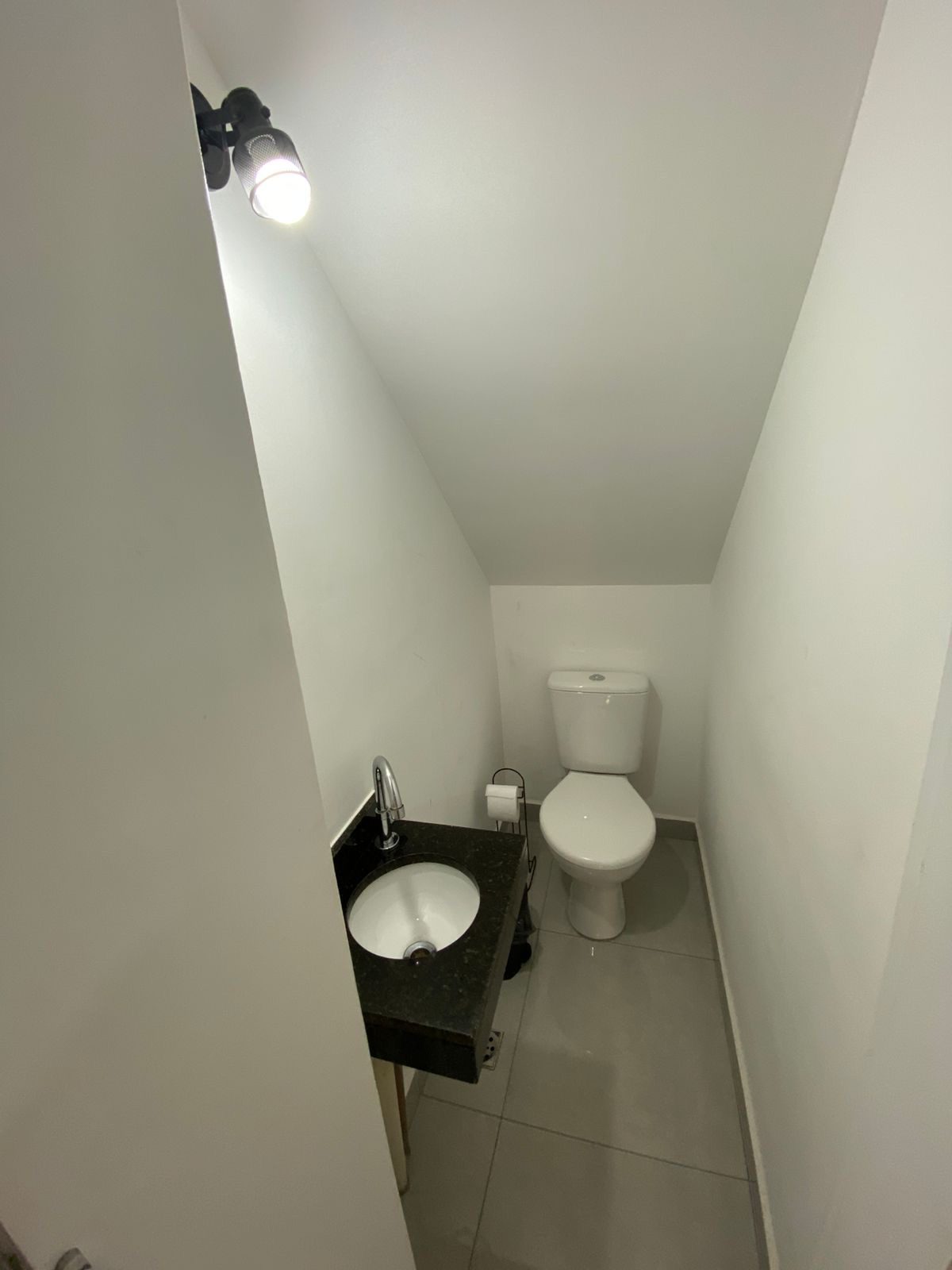 2dbc05aa-0eb1-4f21-8eaa-997b32188bd0