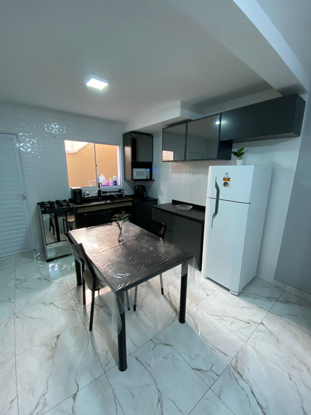 ef169795-63a5-451a-a3b1-14bd1e1d3939